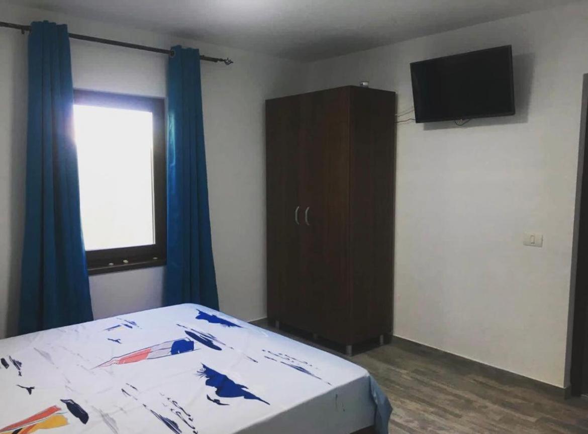 Albdevara Mar Srl Вама-Веке Екстер'єр фото
