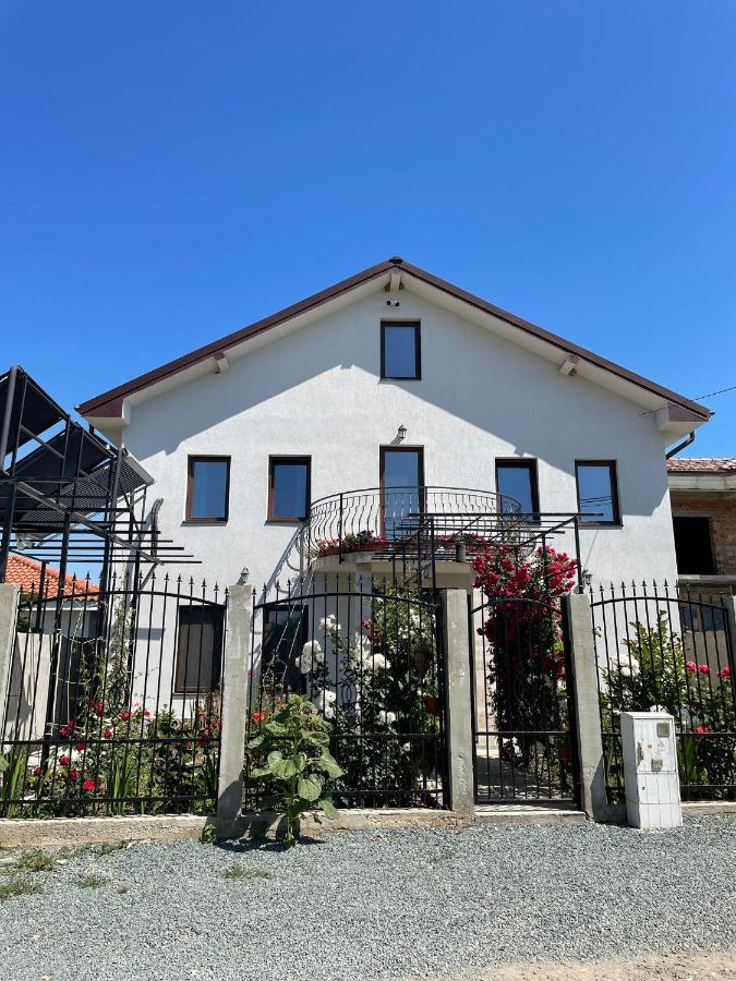 Albdevara Mar Srl Вама-Веке Екстер'єр фото