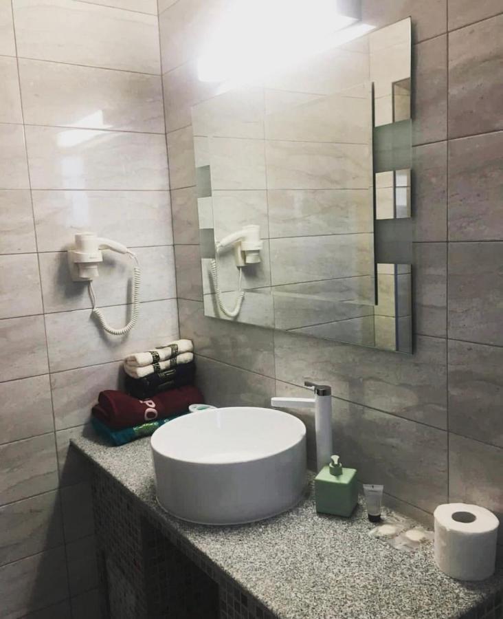 Albdevara Mar Srl Вама-Веке Екстер'єр фото